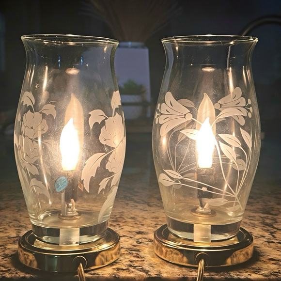 Pair of Vtg 9
